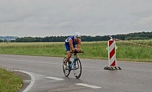 Triathlete racing